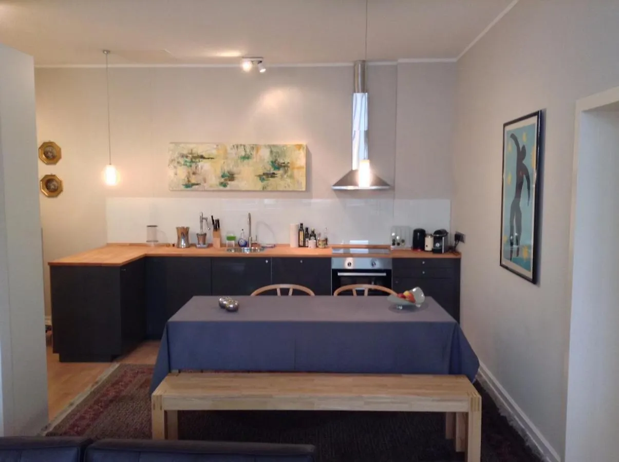 **** Aparthotel Living Am Carlsplatz Apartment Düsseldorf Deutschland