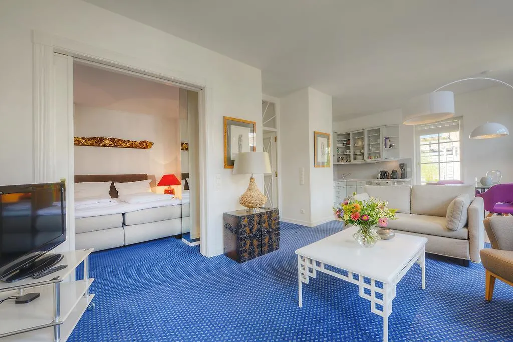 **** Aparthotel Living Am Carlsplatz Apartment Düsseldorf Deutschland