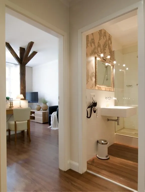 Living Am Carlsplatz Apartment デュッセルドルフ ドイツ