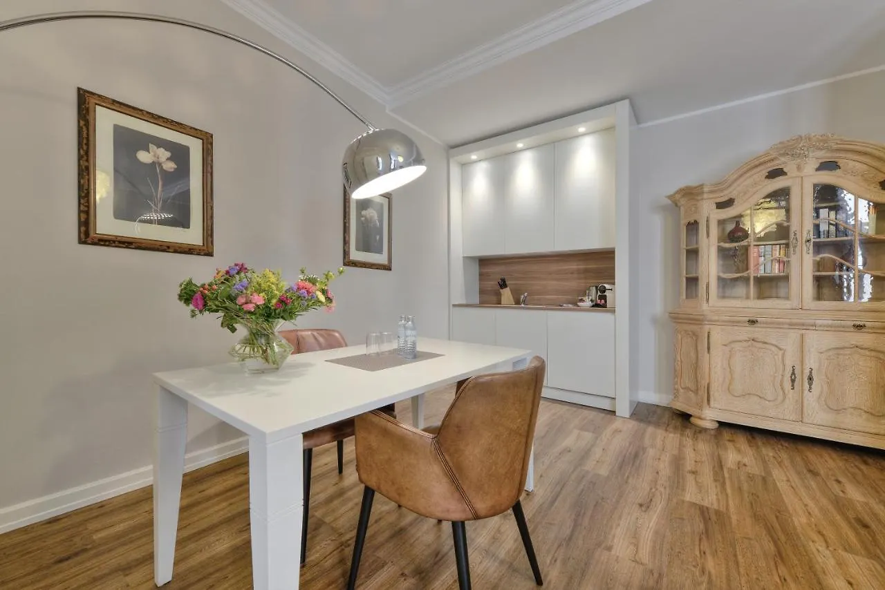 Living Am Carlsplatz Apartment デュッセルドルフ